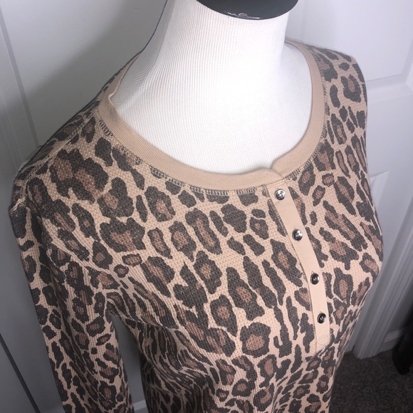 New Splendid Long Sleeve Animal Print Shirt XS - Picture 5 of 8